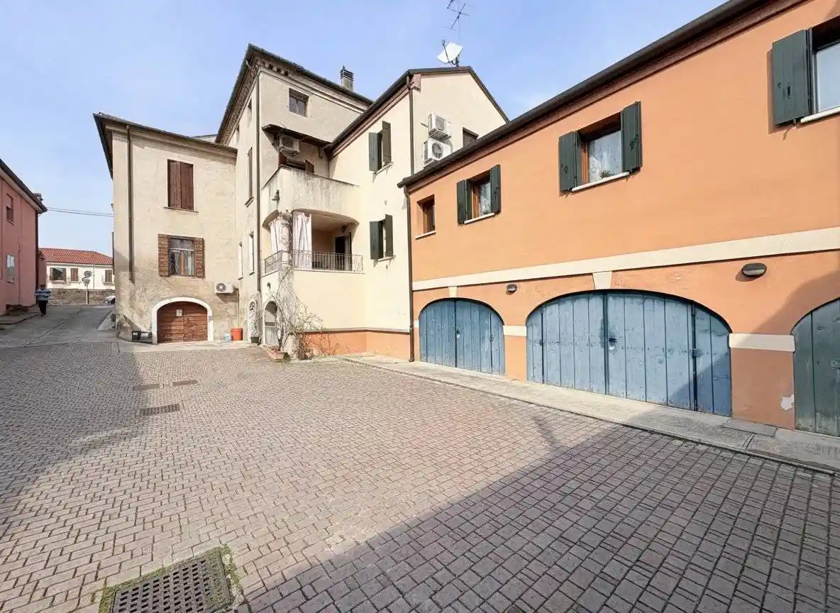 Appartamento in vendita a Battaglia Terme