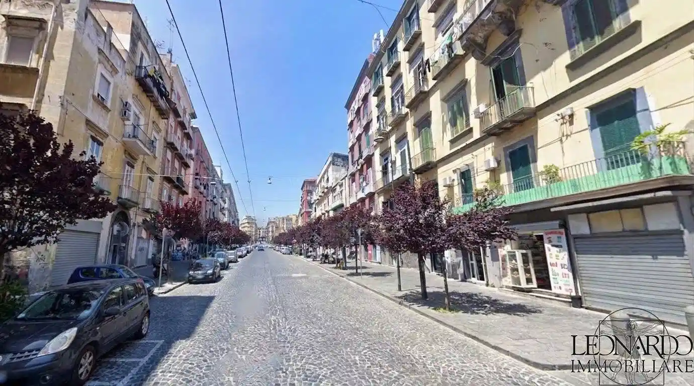 Appartamento in vendita a Napoli