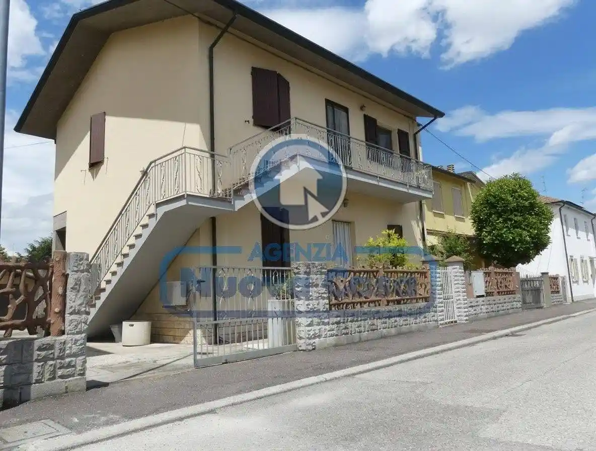 Villa in vendita a Ravenna