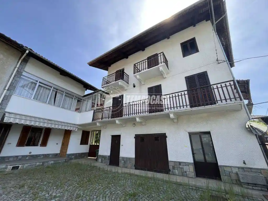 Casa indipendente in vendita a Vistrorio