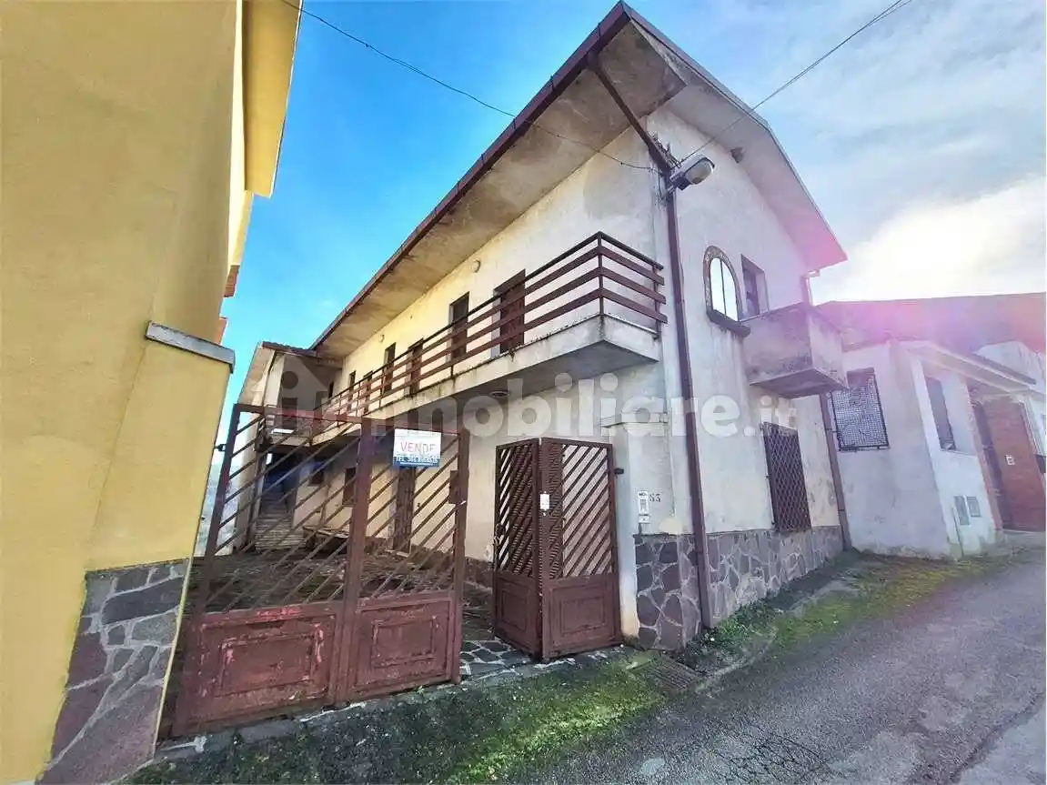 Casa indipendente in vendita a Monte San Giovanni Campano