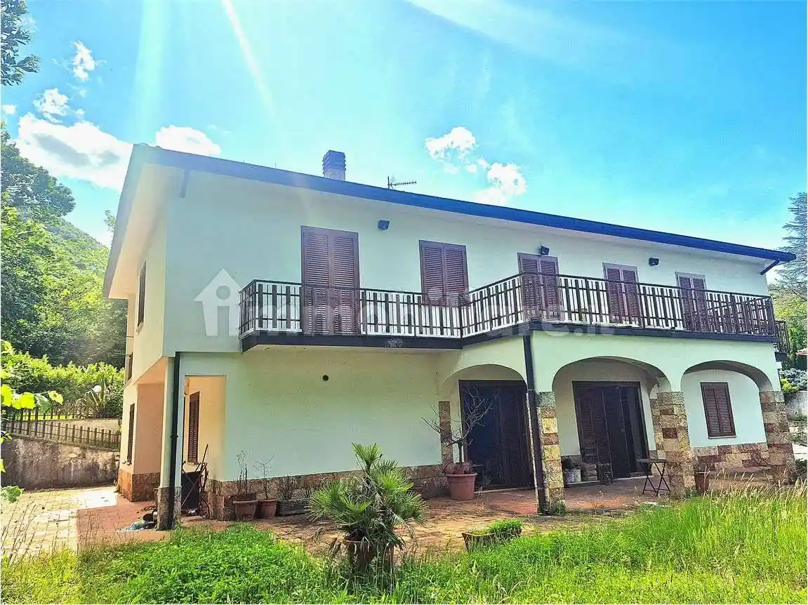 Villa in vendita a Patrica