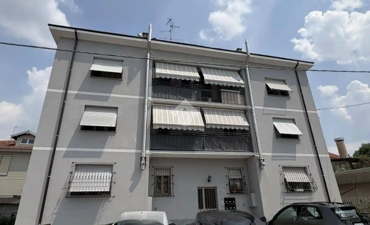 Appartamento in vendita a Senago