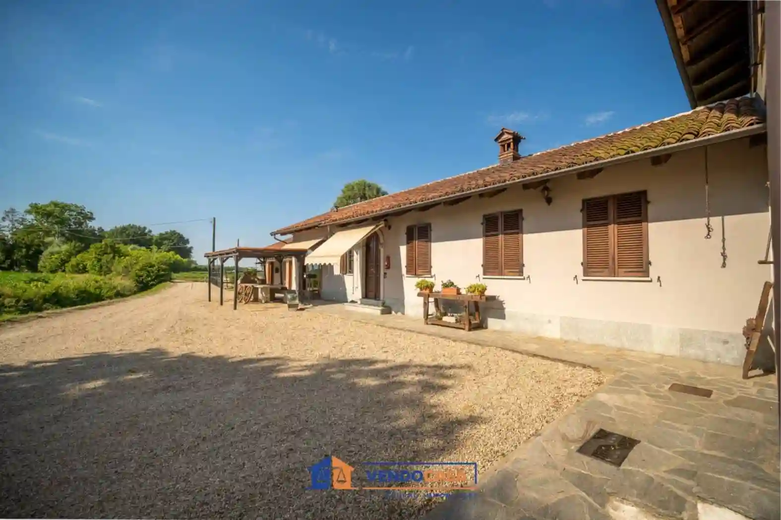 Villa - foto 2