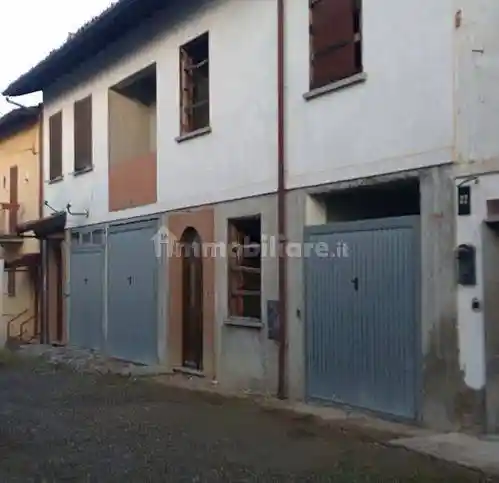 Rustico - Casale in vendita a Montù Beccaria