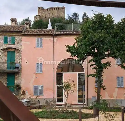 Villa in vendita a Zavattarello