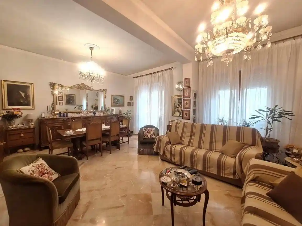 Appartamento in vendita a Palermo