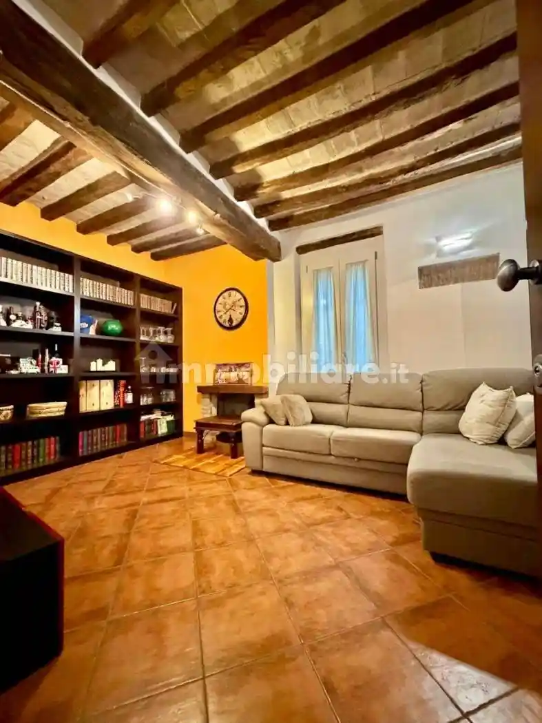 Appartamento in vendita a Parma
