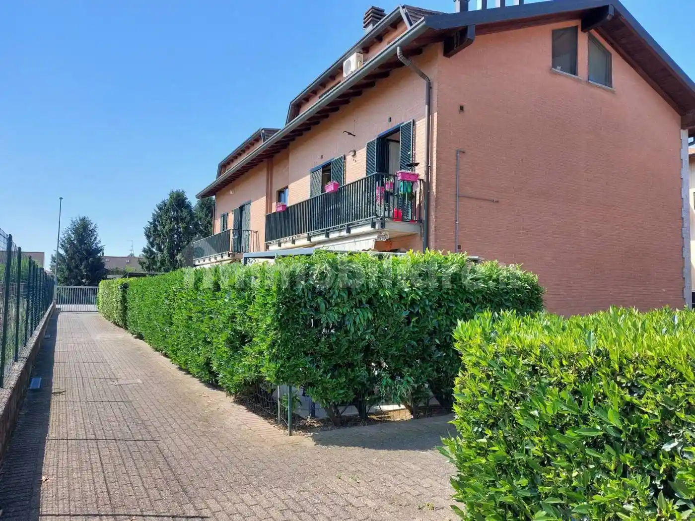 Appartamento in vendita a Lonate Ceppino