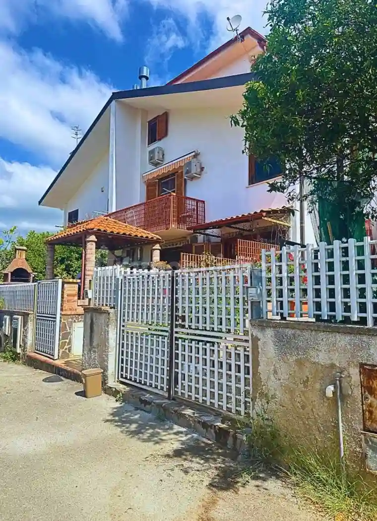 Villetta a schiera - foto 2