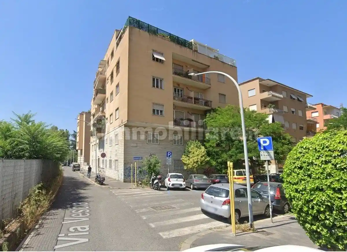 Appartamento in vendita a Roma