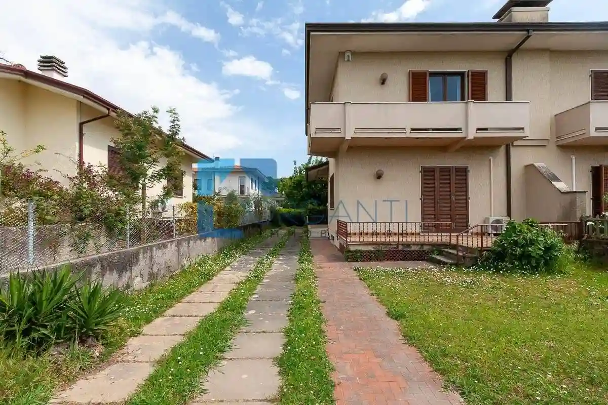 Villetta a schiera - foto 2
