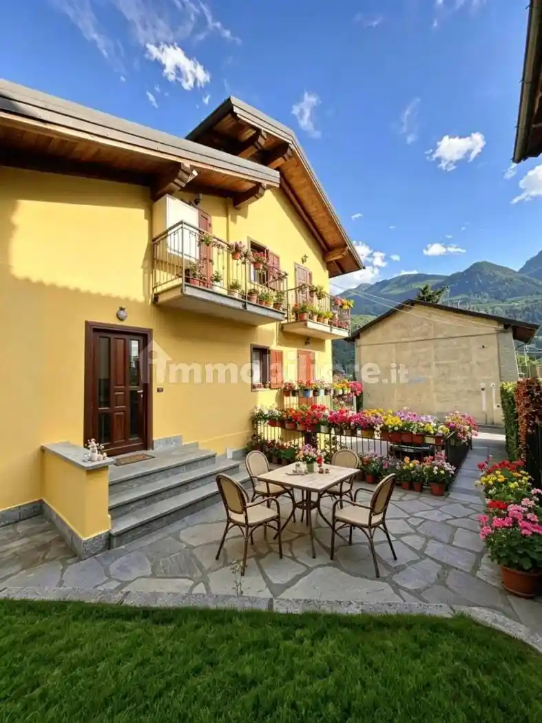 Casa indipendente in vendita a Nus