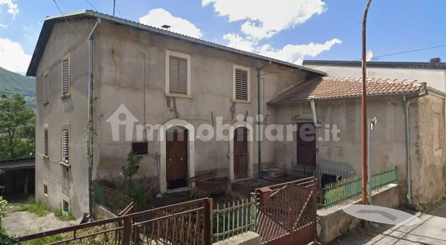 Casa indipendente in vendita a Tornimparte