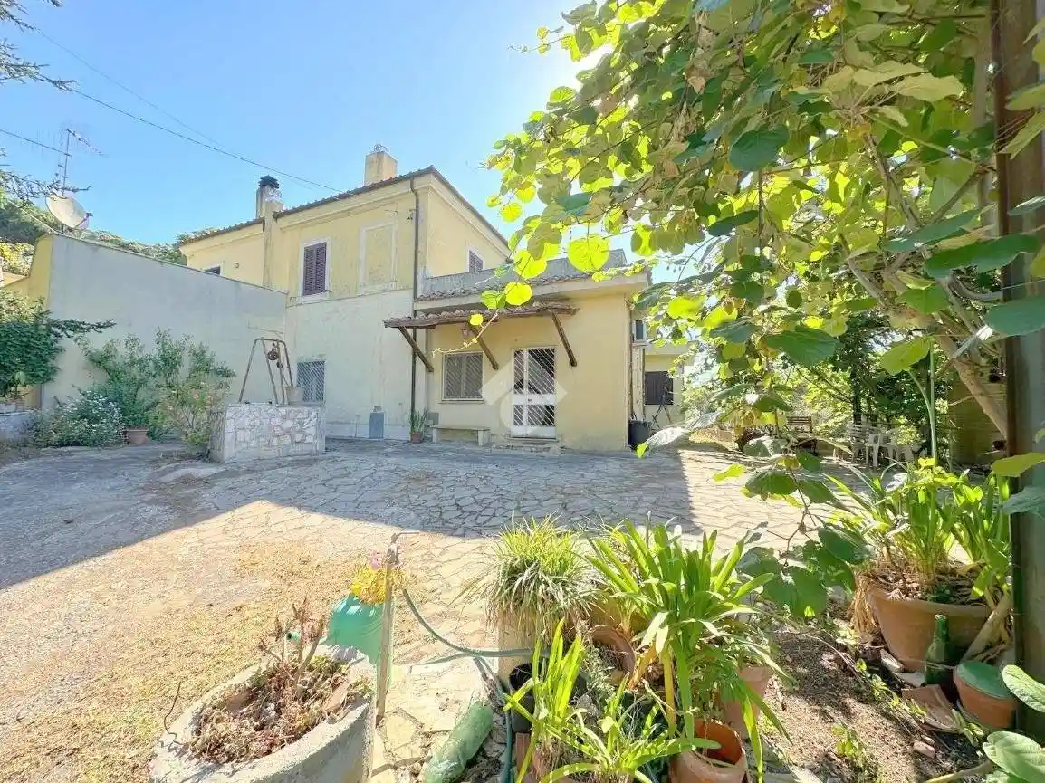 Villa in vendita a Velletri