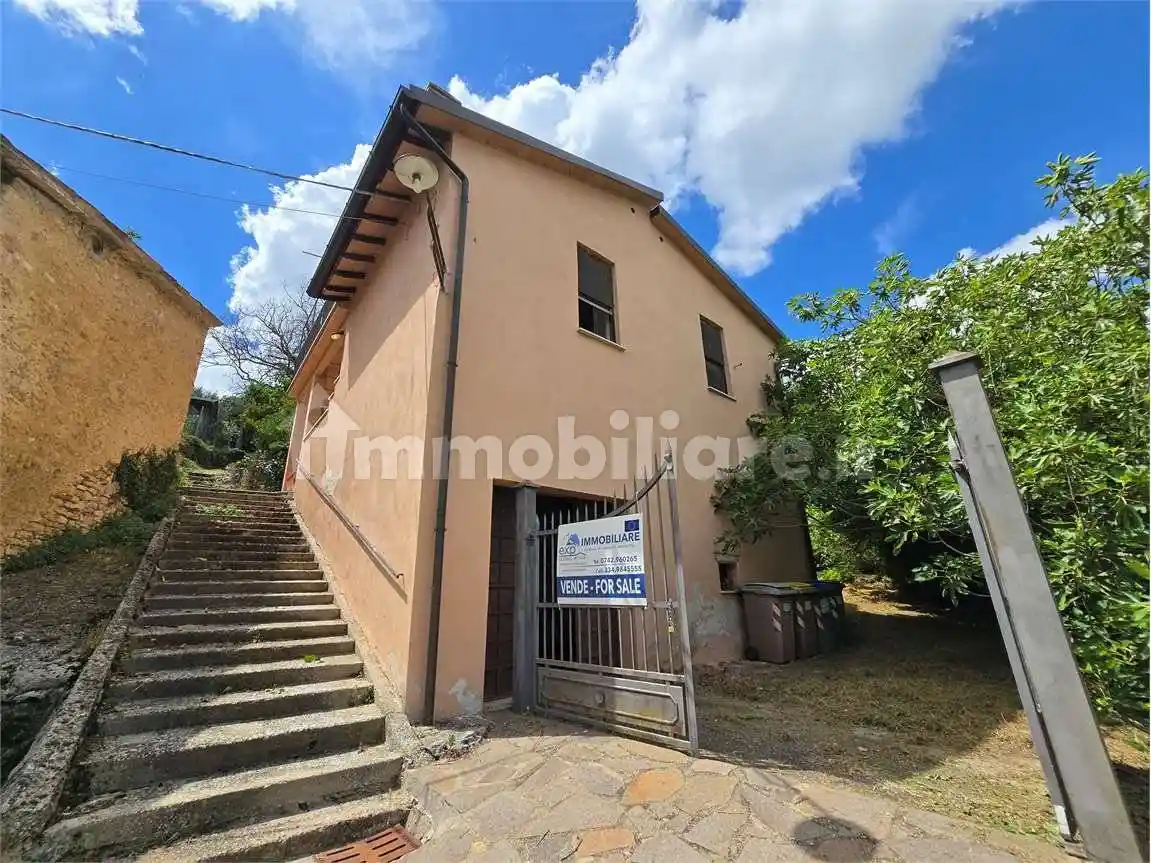Rustico - Casale in vendita a Giano dell'Umbria