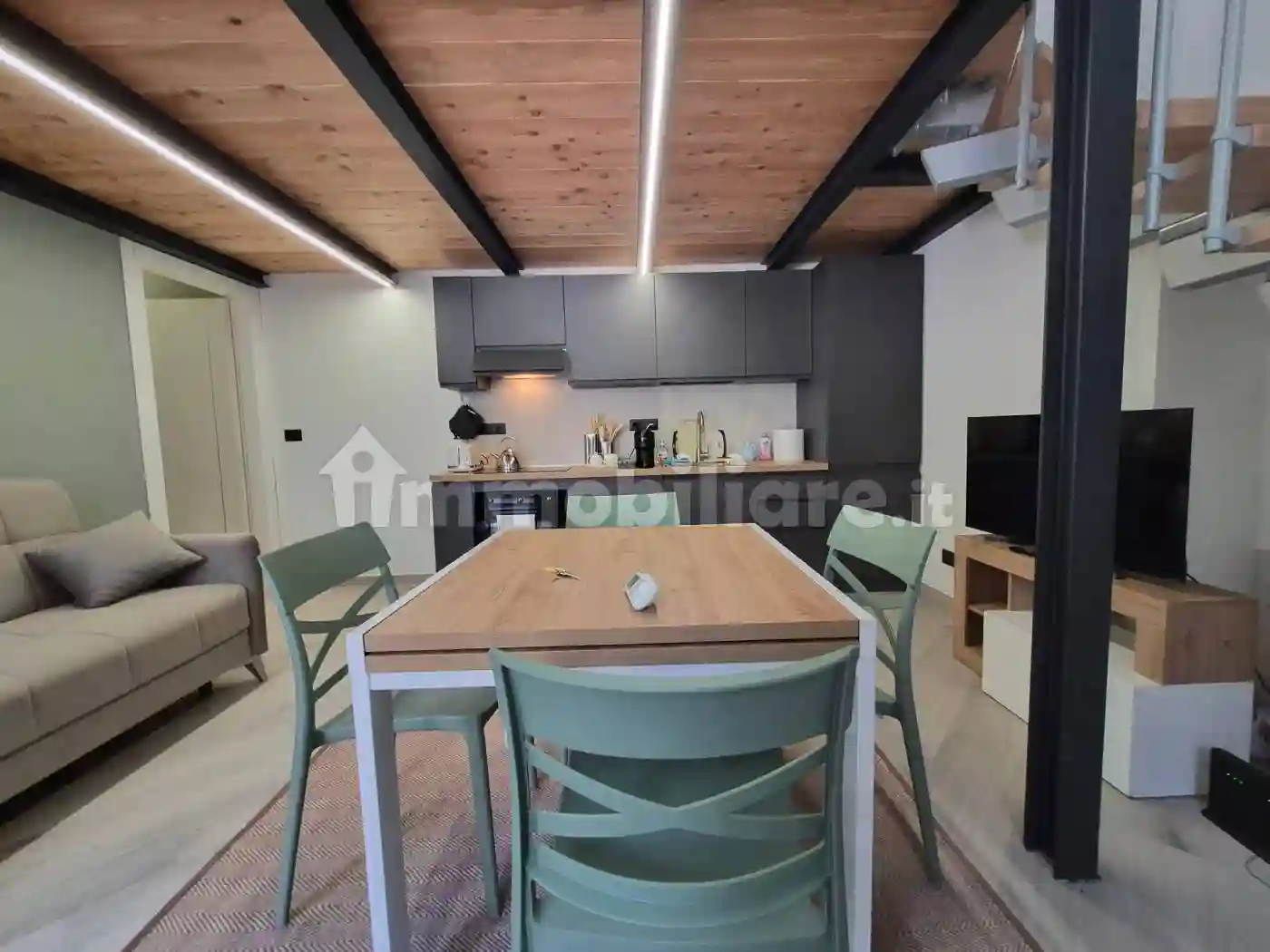 Loft - foto 2