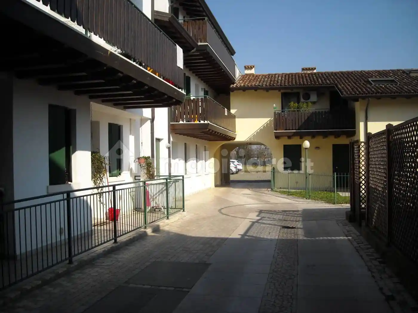 Appartamento in vendita a Roveredo in Piano