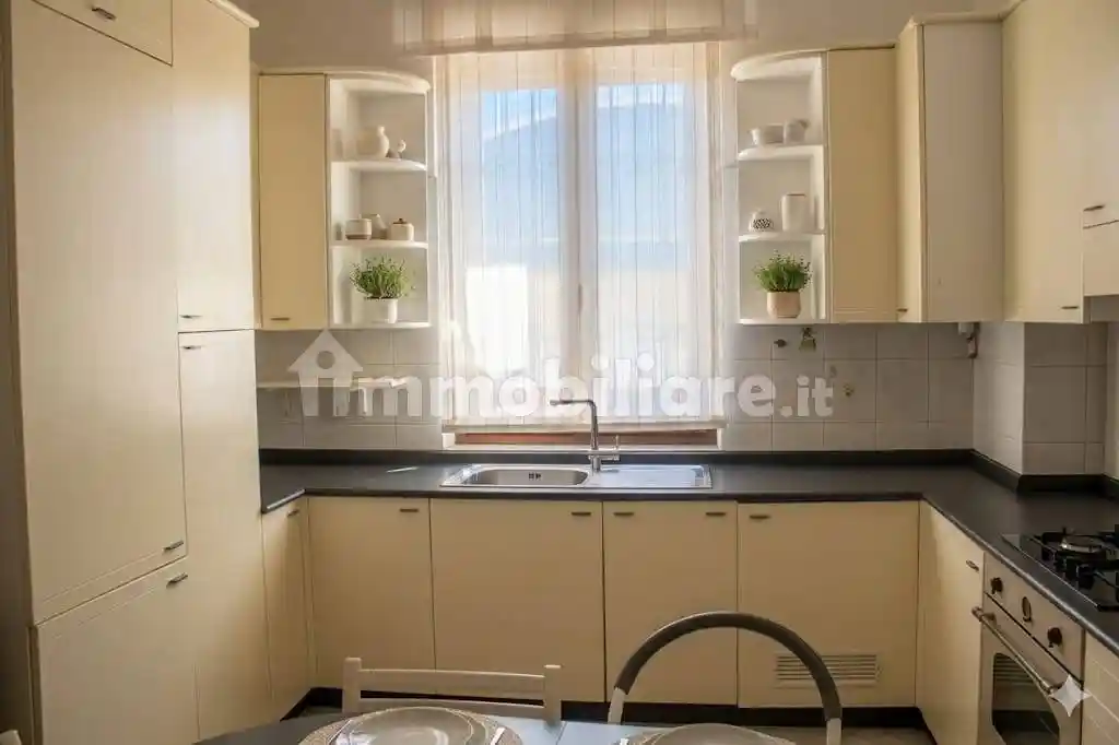 Appartamento in vendita a Cologno Monzese