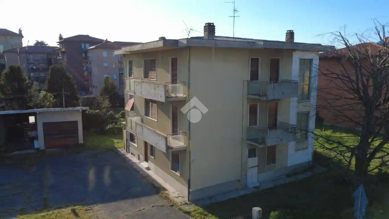Casa indipendente in vendita a Presezzo