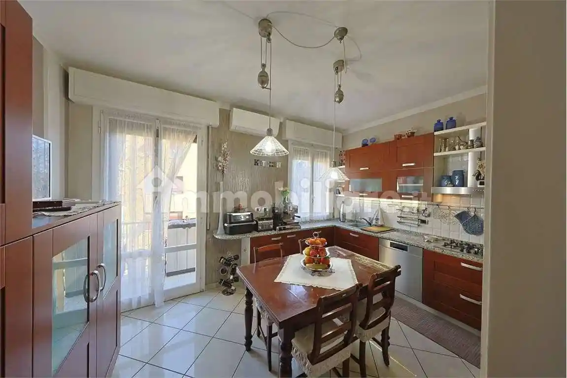 Appartamento in vendita a Modena