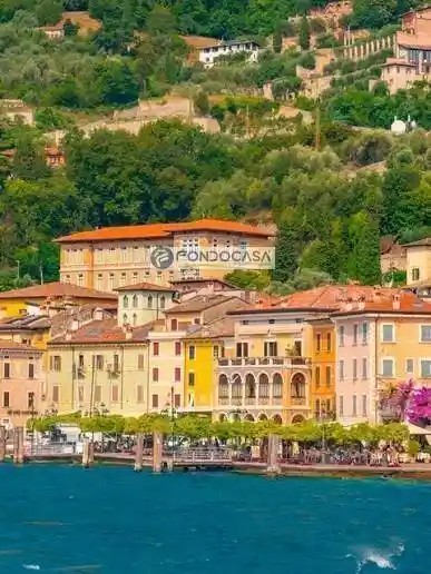 Appartamento in vendita a Gargnano