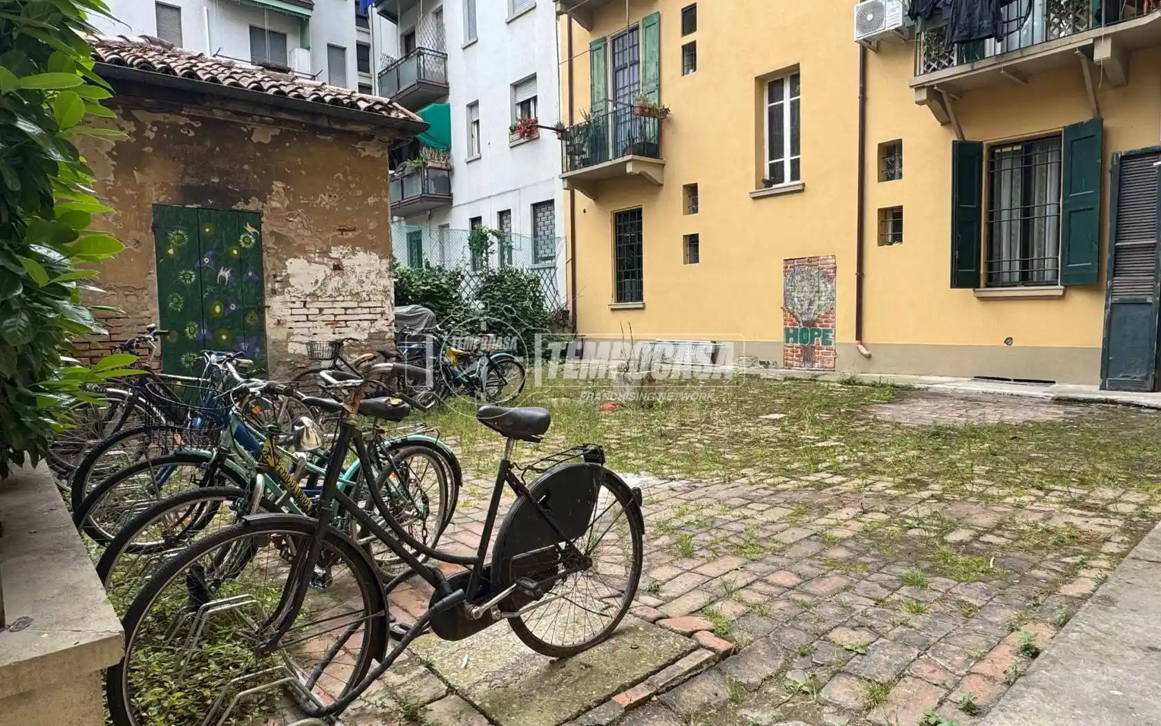 Appartamento in vendita a Bologna