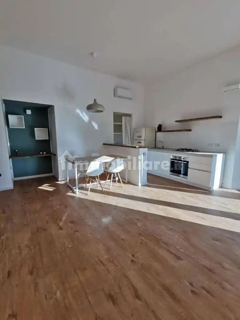 Appartamento in affitto a Napoli