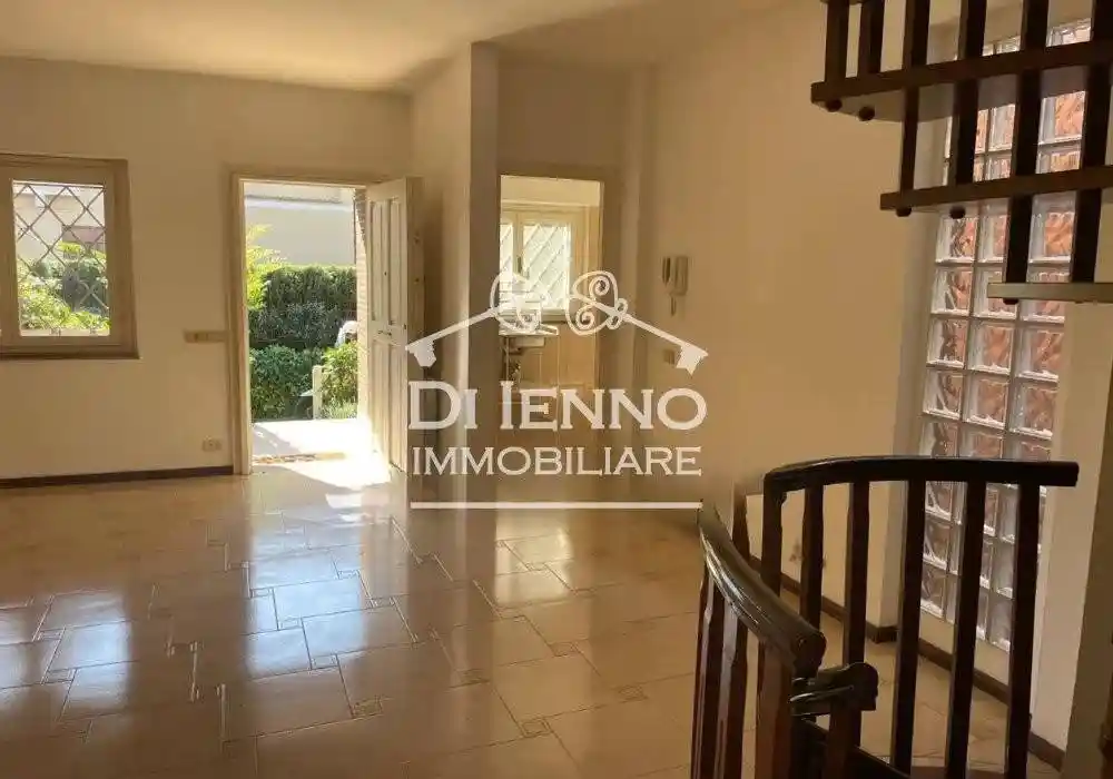 Villa in affitto a Roma