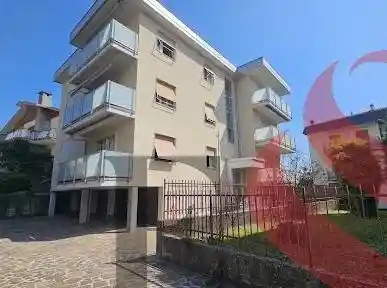 Appartamento in vendita a Albino