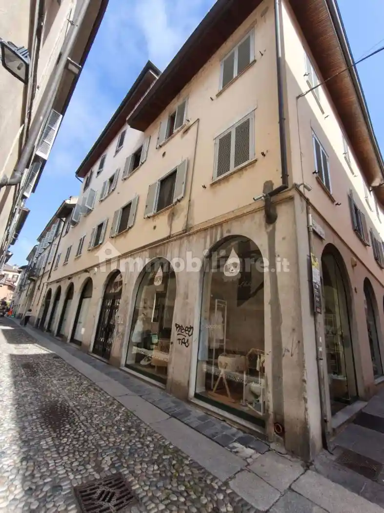 Appartamento in vendita a Pavia