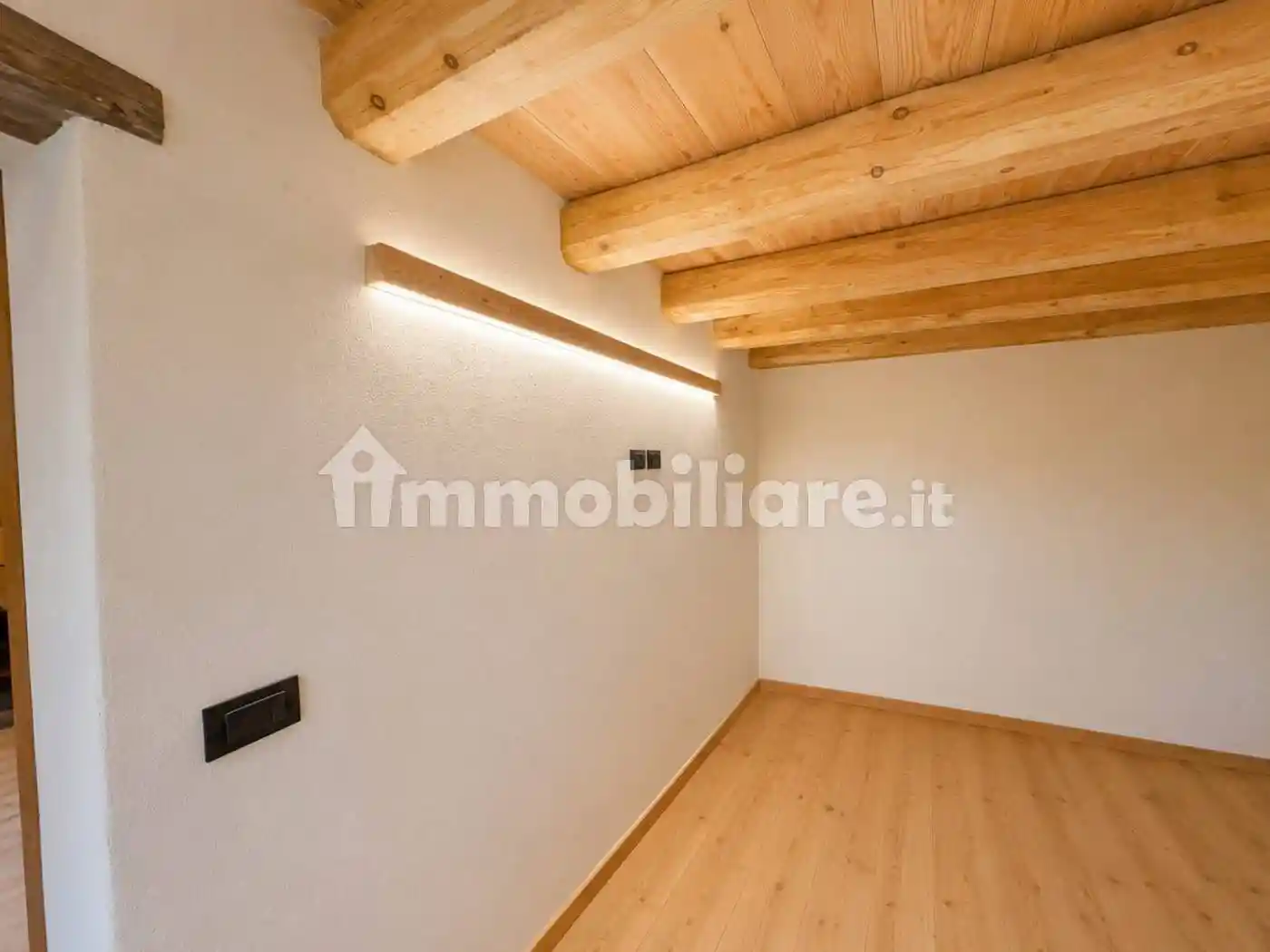 Appartamento in vendita a Rittana