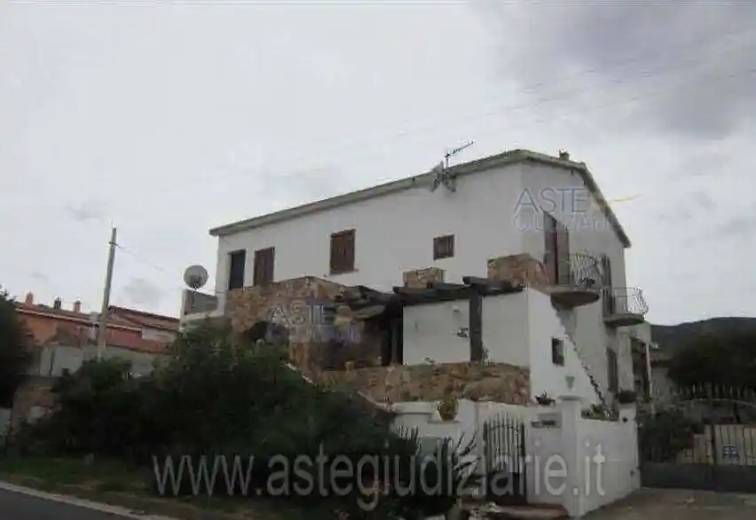 Appartamento in vendita a San Teodoro