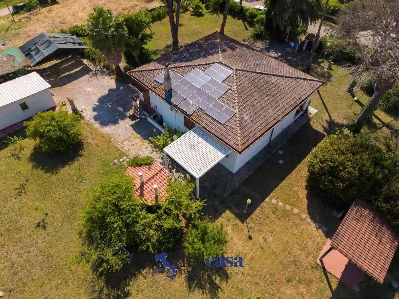 Villa - foto 2