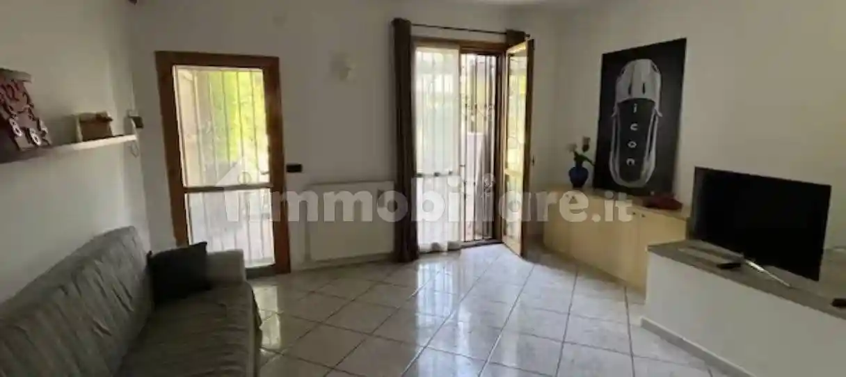 Appartamento in affitto a Rodano