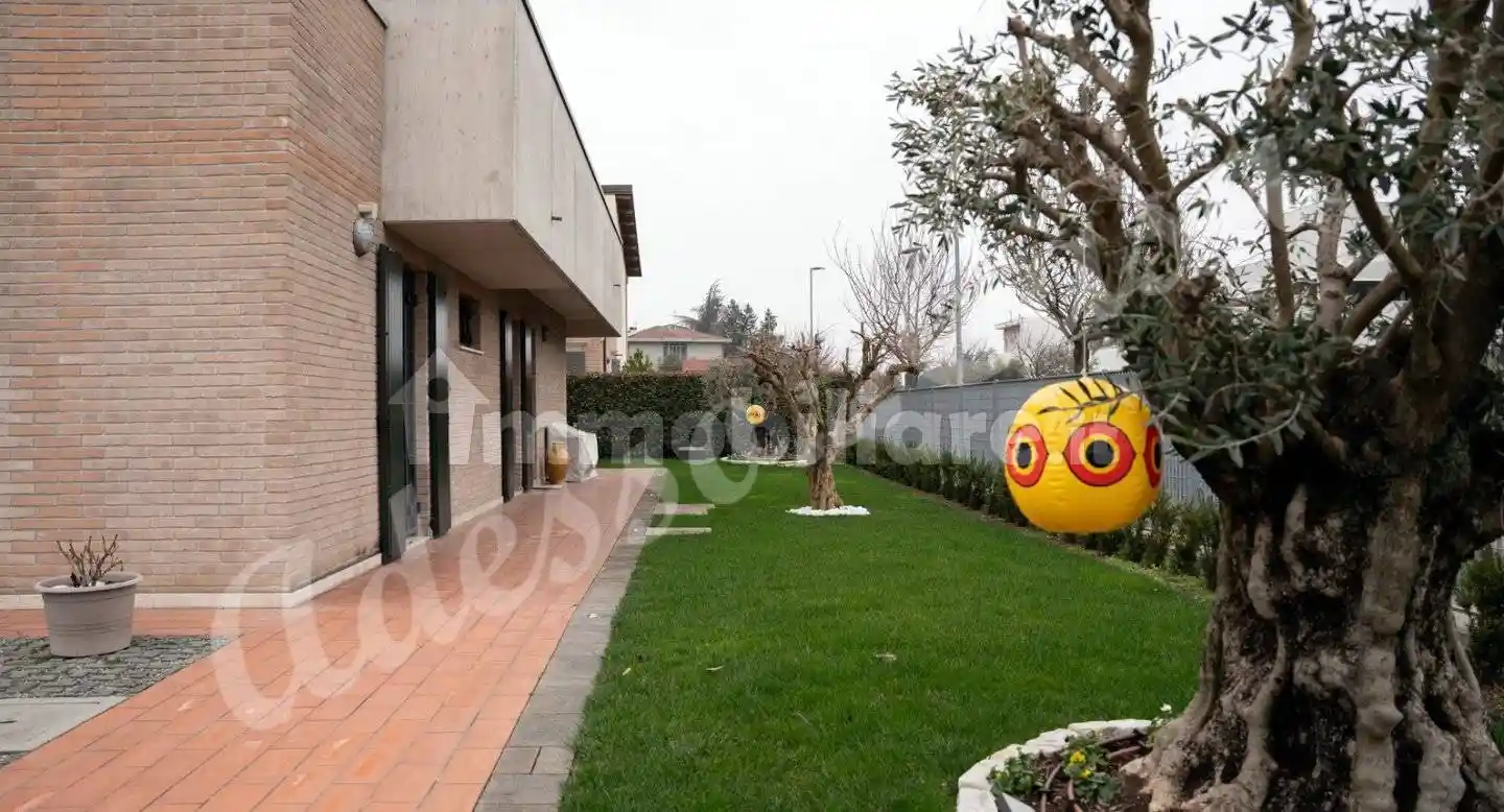 Villa in vendita a Forlì