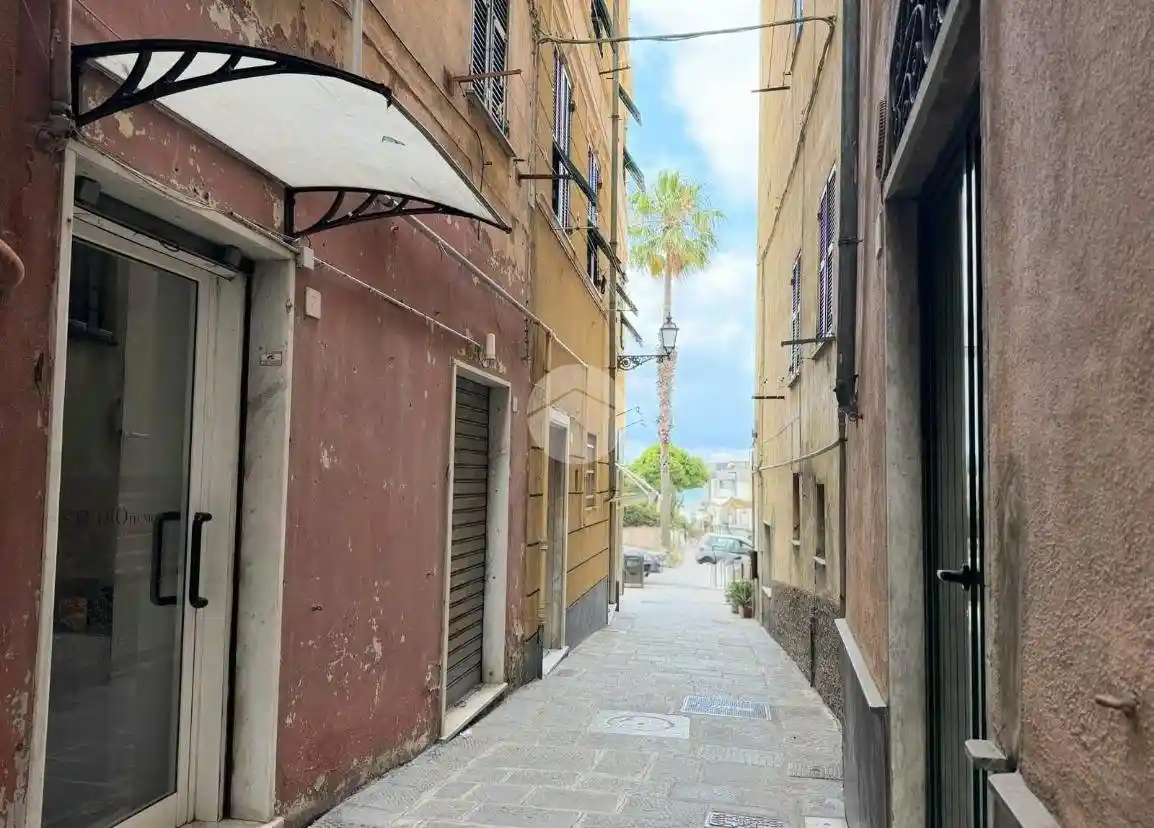 Appartamento in vendita a Genova