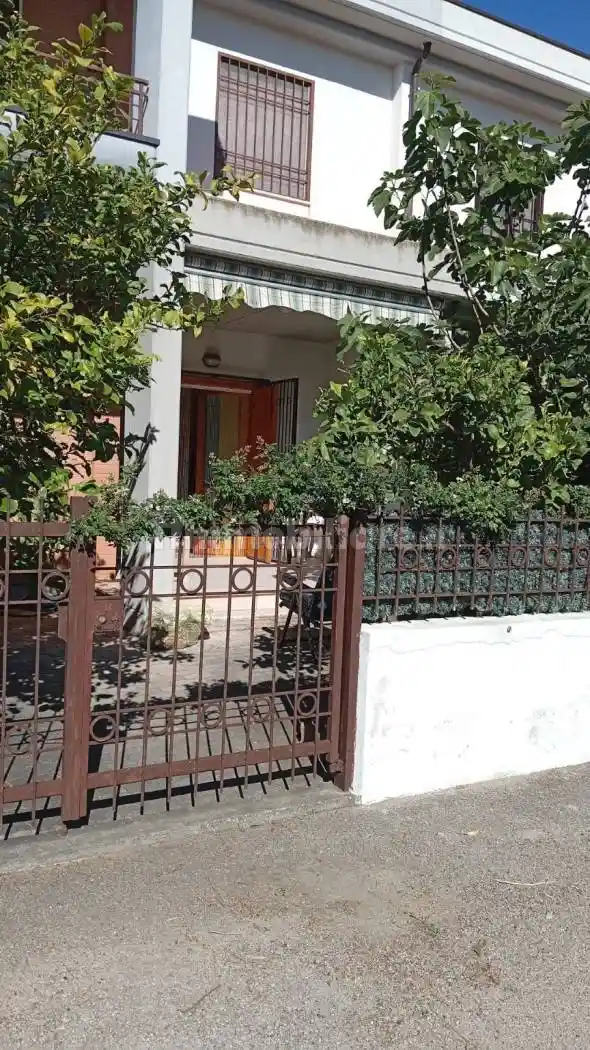 Villetta a schiera in affitto a Campomarino