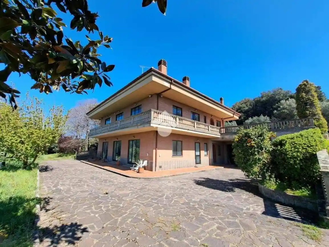 Appartamento in vendita a Albano Laziale