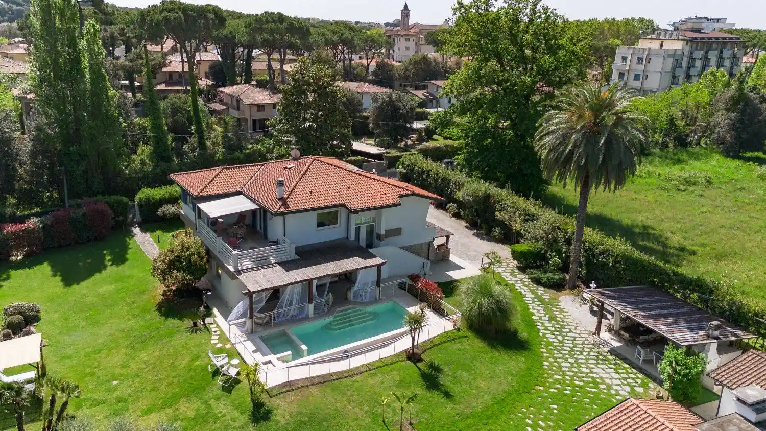 Villa in affitto a Pietrasanta