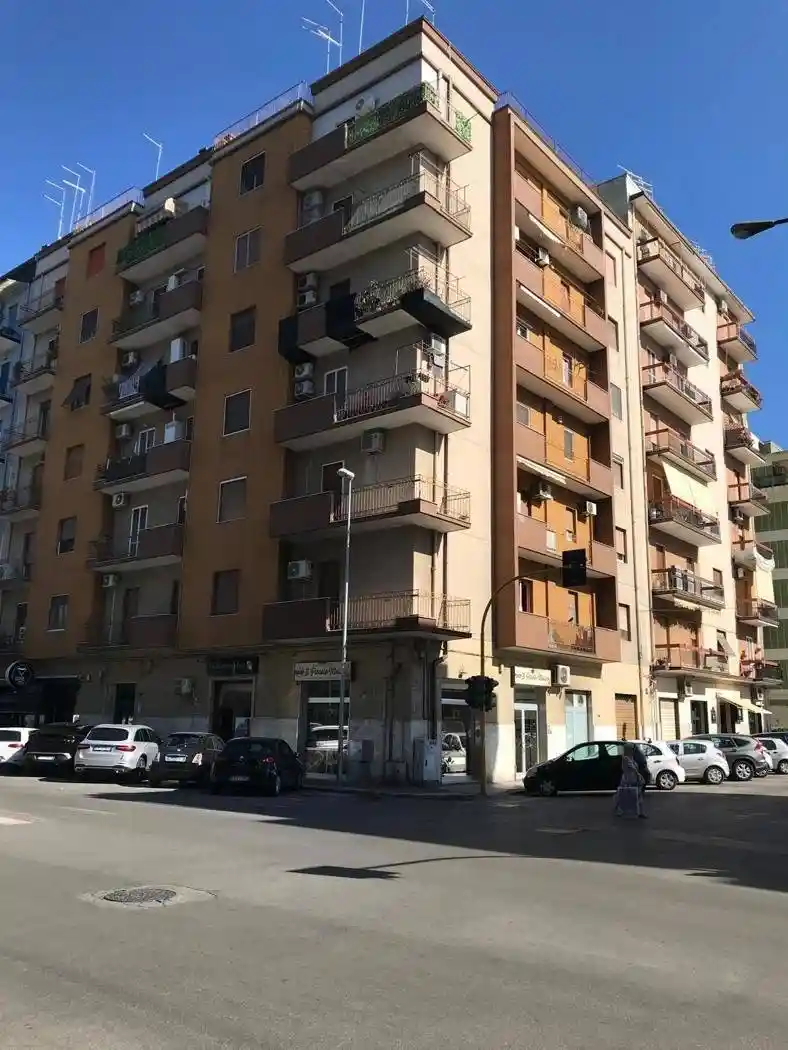 Appartamento in vendita a Taranto