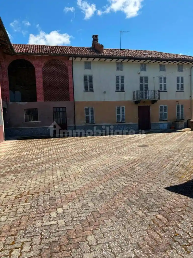 Rustico - Casale in vendita a Montiglio Monferrato