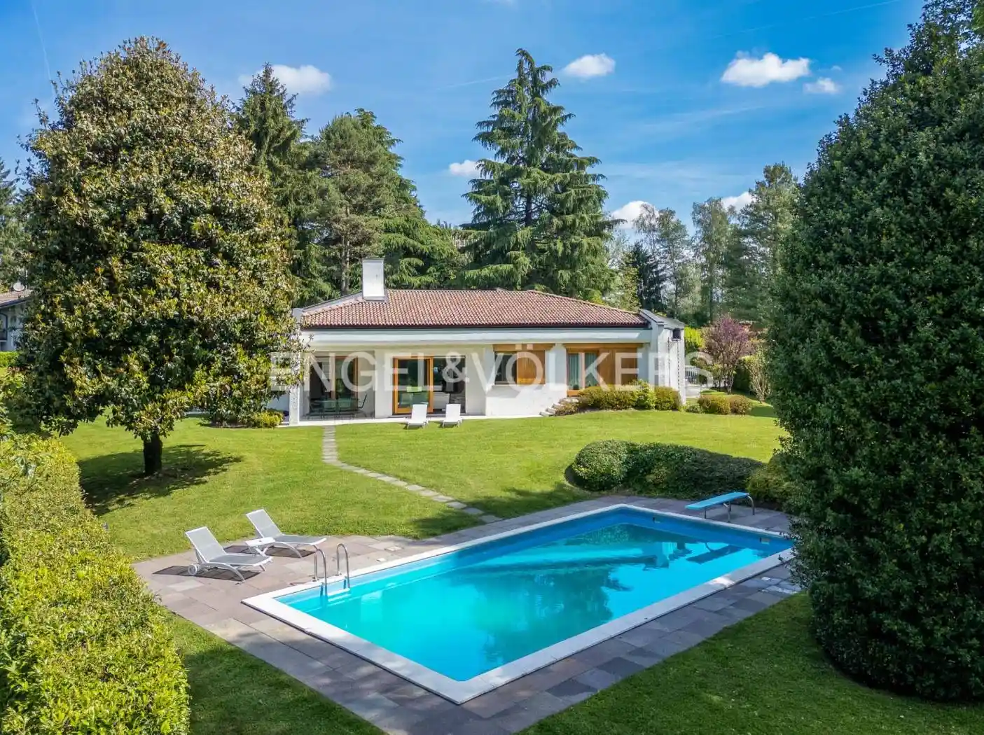 Villa in vendita a Carimate