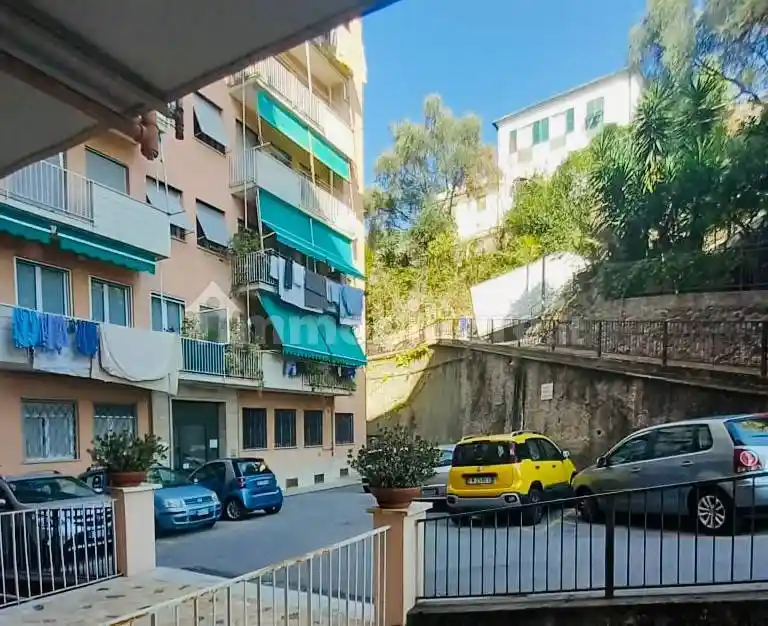 Appartamento in vendita a Genova