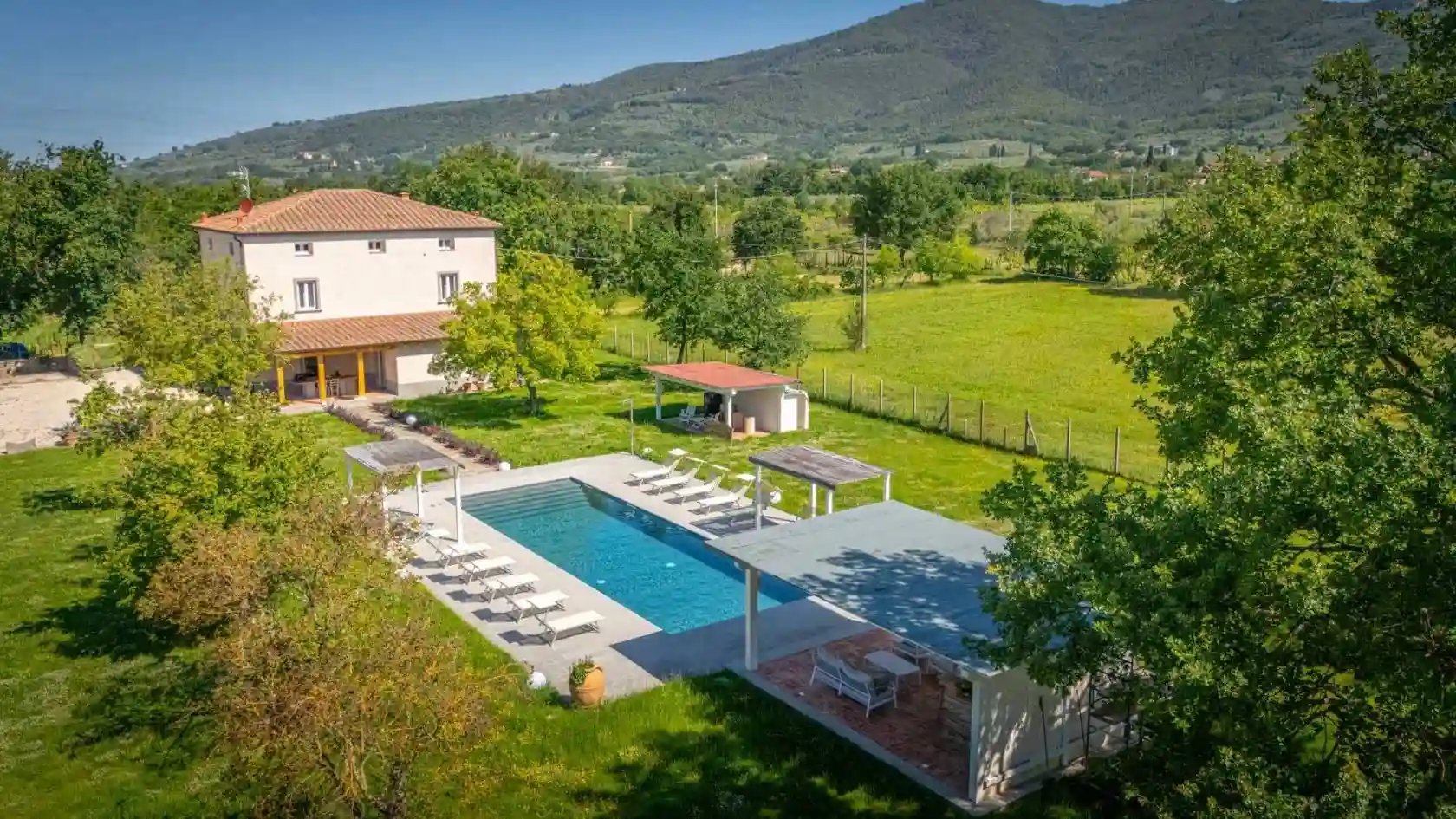 Villa - foto 2