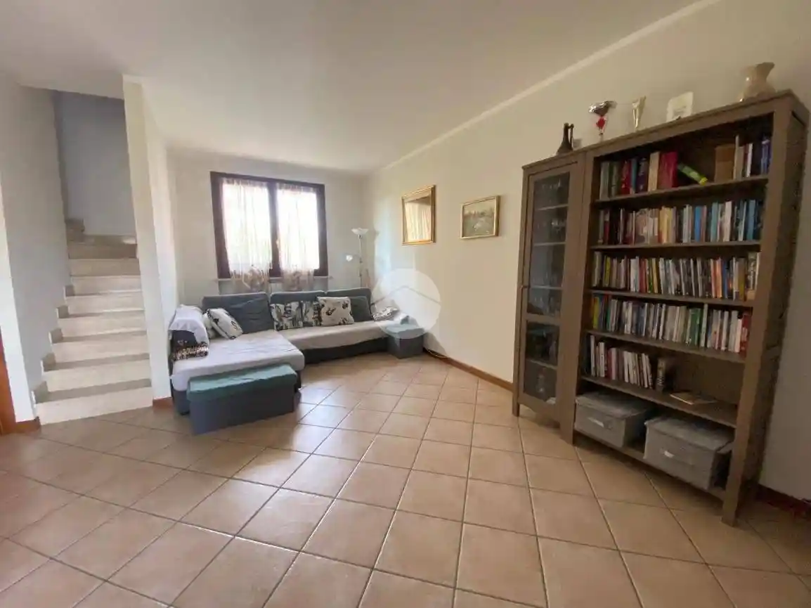 Appartamento in vendita a Lonato del Garda