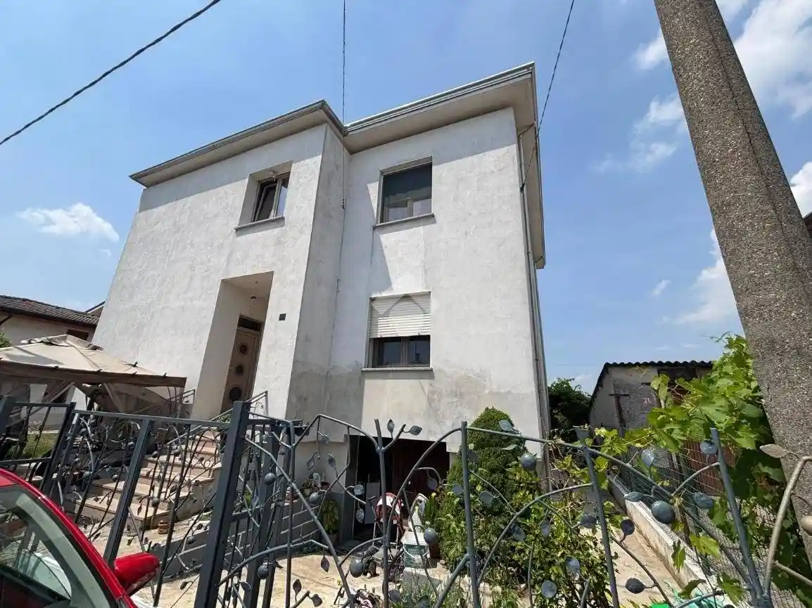 Villa in vendita a San Giorgio Bigarello
