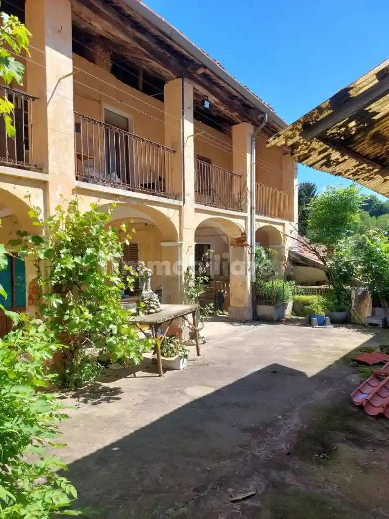 Casa indipendente in vendita a Netro