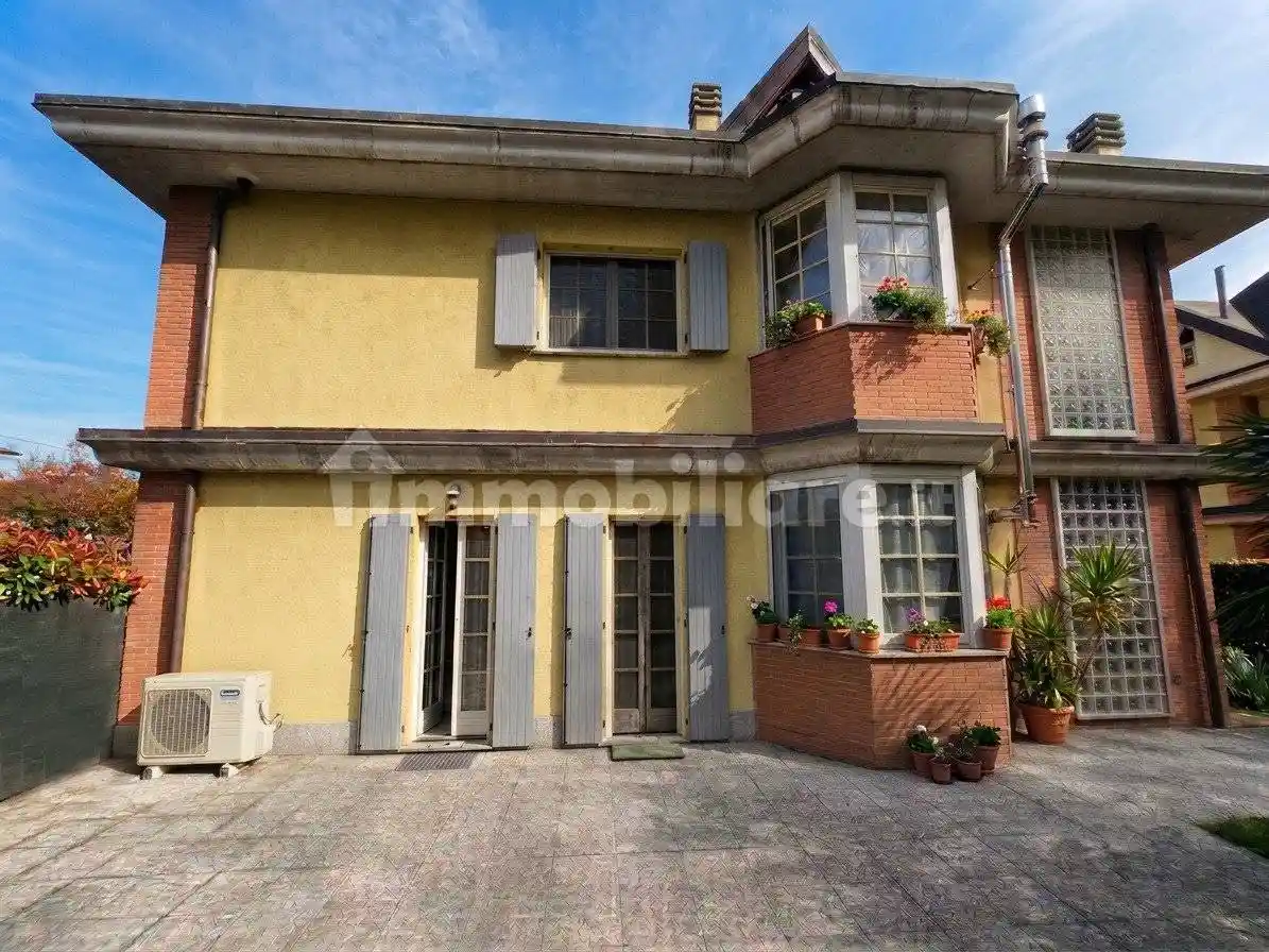 Villetta a schiera in vendita a Busto Arsizio
