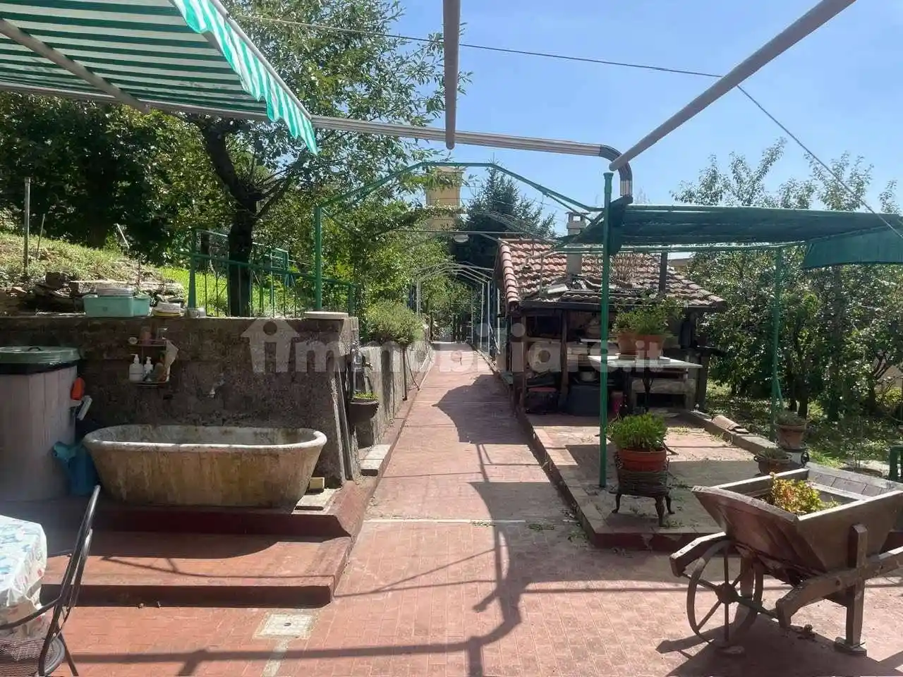 Casa indipendente in vendita a Genova
